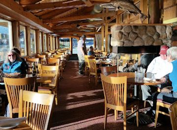 Ray's Boathouse