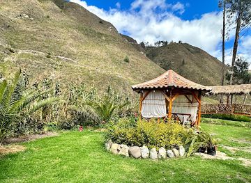 ecuador/highland-valleys/restaurant/el-pailon-bar-cafeteria