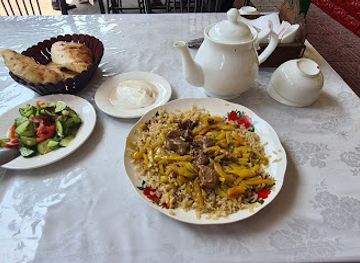 tajikistan/vahdat/restaurant/oshi-barodaron