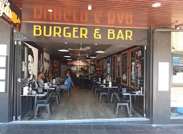 australia/airlie-beach/restaurant/little-vegas-burger-bar