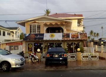 guyana/berbice-river/restaurant/big-b-s-baksh-restaurant-halall-rosignol