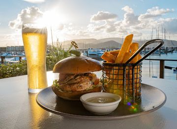 australia/whitsunday-islands/restaurant/the-garden-bar-bistro