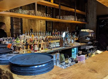 iceland/the-highlands/restaurant/grillmarkaourinn