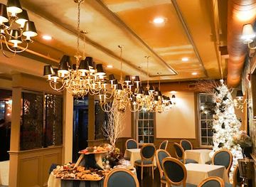 delaware/lums-pond-state-park/restaurant/hamilton-s-on-main