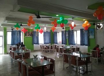 india/varanasi/sarnath/restaurant/rangoli-garden-restaurant