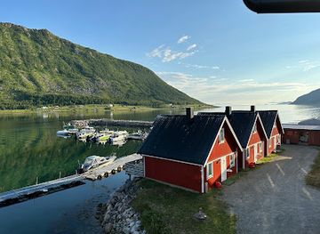 norway/senja-island/restaurant/draugen-kro-bar-pizzeria