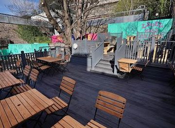 united-kingdom/edinburgh/restaurant/beehive-inn