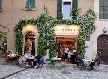 italy/romagna/restaurant/viasaffi32-focacceria-della-sangiovesa