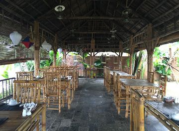 vietnam/south-central-coast/restaurant/the-field-restaurant-bar