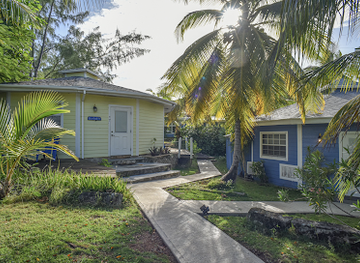 the-bahamas/eleuthera/restaurant/the-sunset-cove-and-rainbow-room