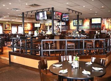 michigan/mount-pleasant/restaurant/bennigan-s