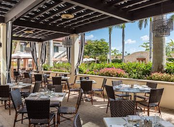 florida/naples-beach/restaurant/the-claw-bar