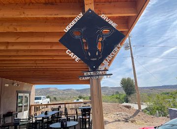 arizona/verde-valley/restaurant/udderly-divine-cafe-bakery