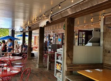 massachusetts/nantucket/restaurant/nantucket-tavern-gazebo