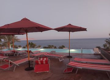 egypt/sharm-el-sheikh/restaurant/mezzaluna