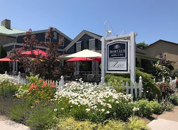 canada/golden-horseshoe/restaurant/zees-wine-bar-grill