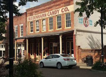 mississippi/vicksburg/restaurant/cocktails-101