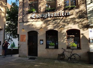 germany/nuremberg/restaurant/essigbratlein