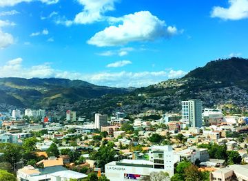 honduras/aguan-valley/restaurant/arno-bistro-cafe-francais