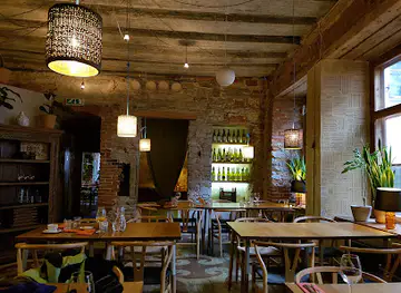 Restaurant Rataskaevu 16