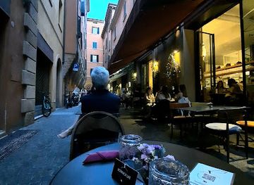 italy/bologna/restaurant/botanica-lab-cucina