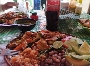 mexico/tierra-caliente/restaurant/mariscos-y-restaurante-caracuaro-comida-tipica-de-tierra-caliente