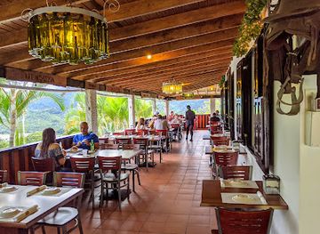 puerto-rico/central-mountain-range/restaurant/hacienda-maribo