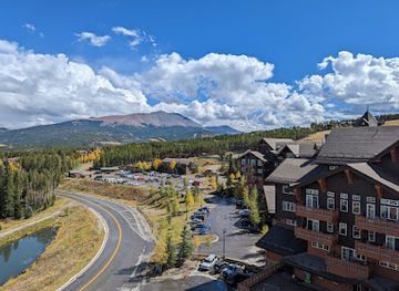 colorado/breckenridge-ski-resort/restaurant/robbie-s-tavern