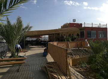 jordan/dead-sea/restaurant/moringa-seafood-restaurant