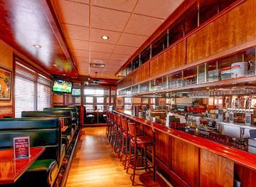 montana/great-falls/restaurant/jakers-bar-and-grill