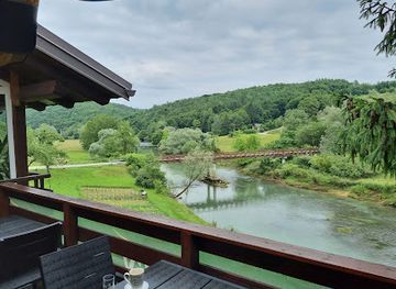 croatia/zumberak-mountains/restaurant/restoran-papalina