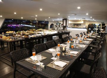 thailand/tenasserim-hills/restaurant/shangri-la-horizon-cruise