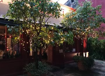 paraguay/capital-district/restaurant/le-sommelier