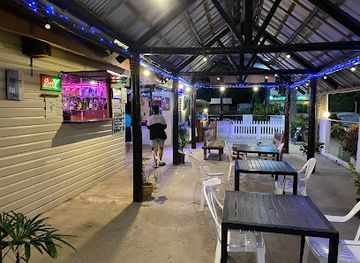 fiji/western-division/restaurant/beach-escape-resort-restaurant