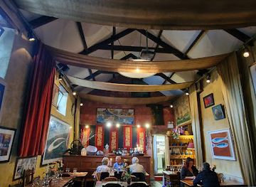 united-kingdom/south-glamorgan/restaurant/illtud-s-216