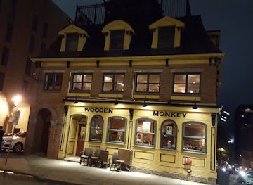 canada/halifax/quinpool-road/restaurant/the-wooden-monkey
