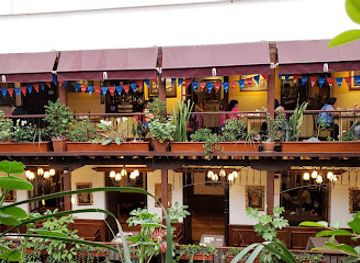 ecuador/pacific-coast/restaurant/hasta-la-vuelta-senor