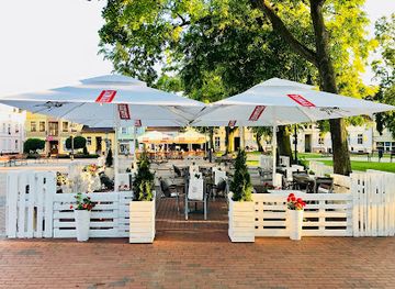 poland/bory-tucholskie/restaurant/wino-i-grono-przyjaciol