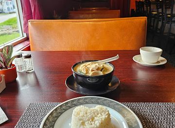 maine/augusta/restaurant/red-curry