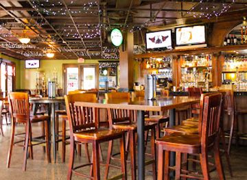 florida/orlando-theme-parks/restaurant/teak-neighborhood-grill