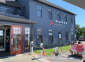 Robert's Maine Grill