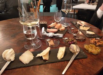 austria/vienna-woods/restaurant/mraz-sohn