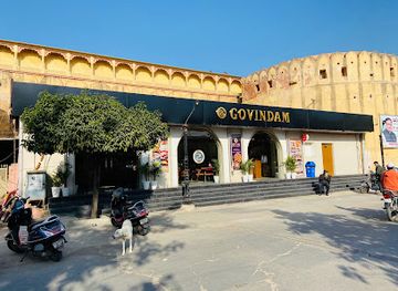 india/jaipur/jantar-mantar/restaurant/govindam-retreat