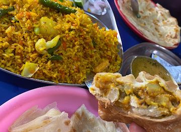 india/hyderabad/golconda-fort/restaurant/yousufain-hotel