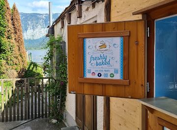 austria/hallstatt/restaurant/taglich-frisch-gebacken