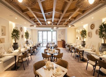 united-arab-emirates/palm-jumeirah/restaurant/enas-restaurant-palm-jumeirah