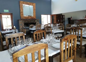 argentina/los-andes/restaurant/atipana-en-la-coste-de-los-andes