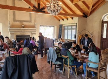 new-zealand/mount-cook-national-park/restaurant/moraine-lodge-fine-dining-restaurant-bookings-essential