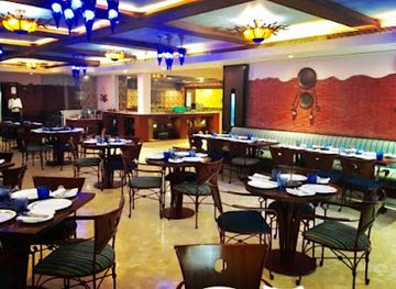 india/varanasi/restaurant/the-great-kabab-factory