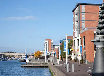 Holiday Inn Lincoln, an IHG Hotel